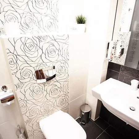 Wroblowka Restauracja Hotel 3*